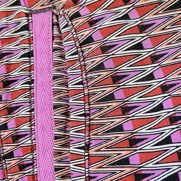 Athleta Geometric Print Shorts - Picture 6 of 7